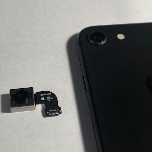 【iPhone8】iPhone8 リアカメラ交換修理
